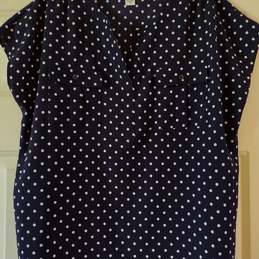NWOT Jaclyn Smith Navy Blue & White Polka Dot Blouse Size Large